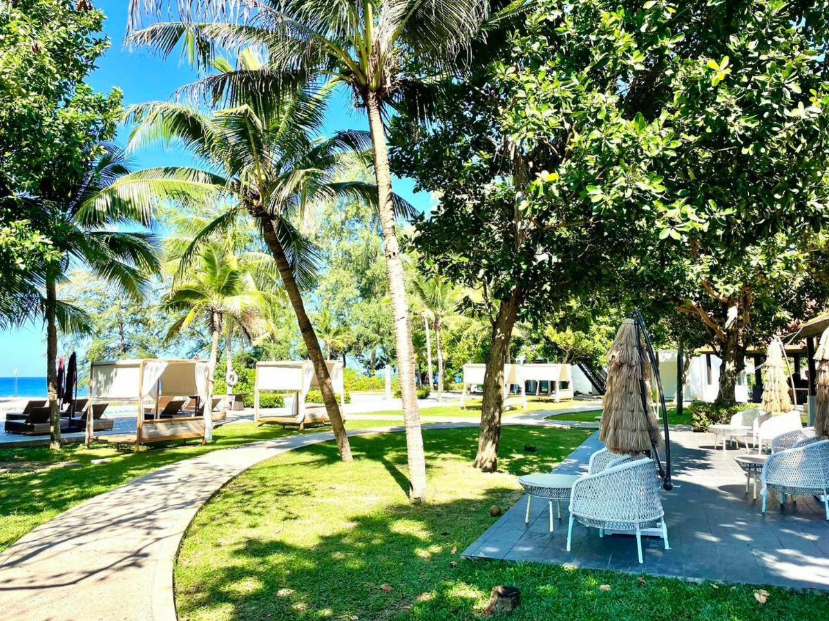 Art Patong Residence Phuket Exteriör bild
