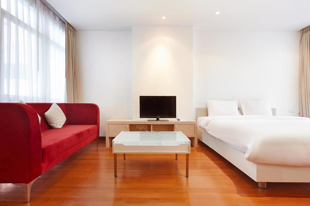 Art Patong Residence Phuket Exteriör bild