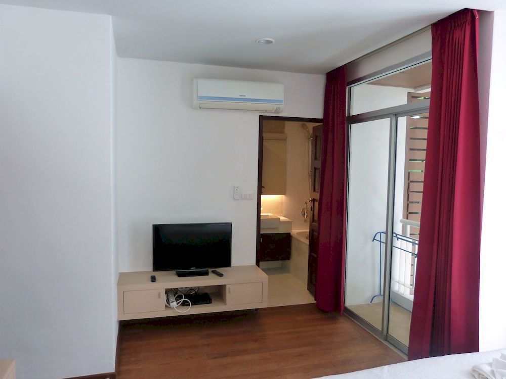 Art Patong Residence Phuket Exteriör bild