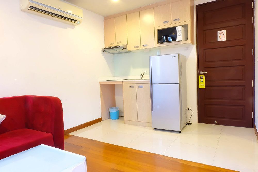 Art Patong Residence Phuket Exteriör bild
