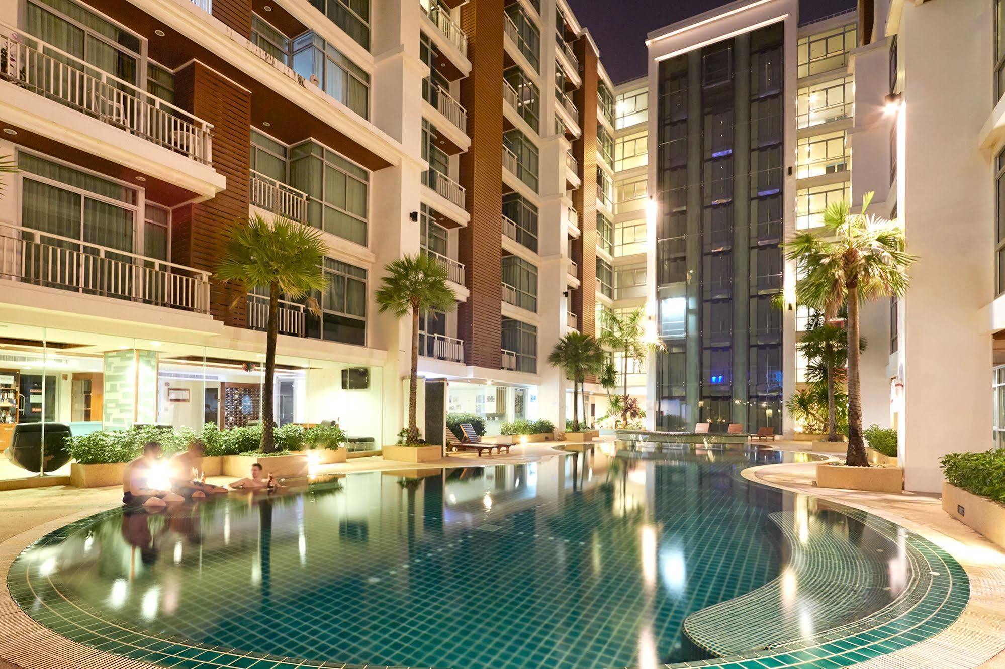 Art Patong Residence Phuket Exteriör bild